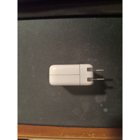 Apple Firewire Power Adapter model A1070 3rd Gen iPod - Picture 4 of 7